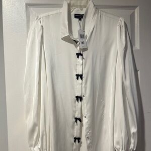 Oscar de la Renta White Blouse with Black Accents